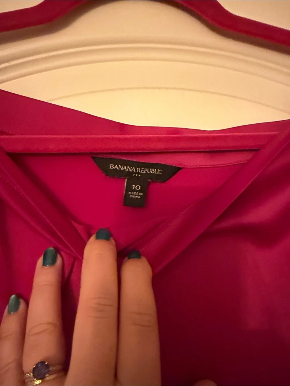 Banana Republic flattering fuchsia